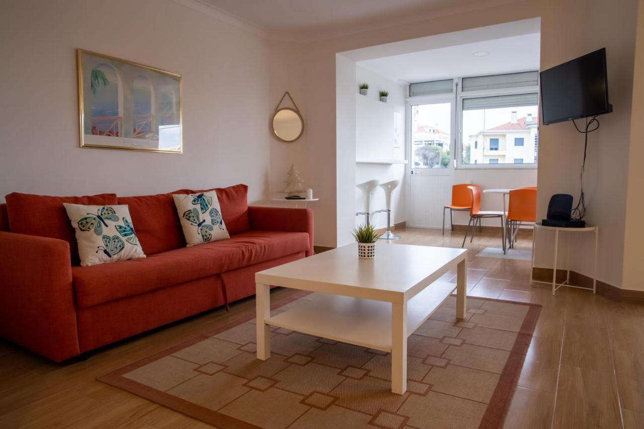 Spacious And Sunny Apartment - 10 Min From The Sea Estoril Exterior foto